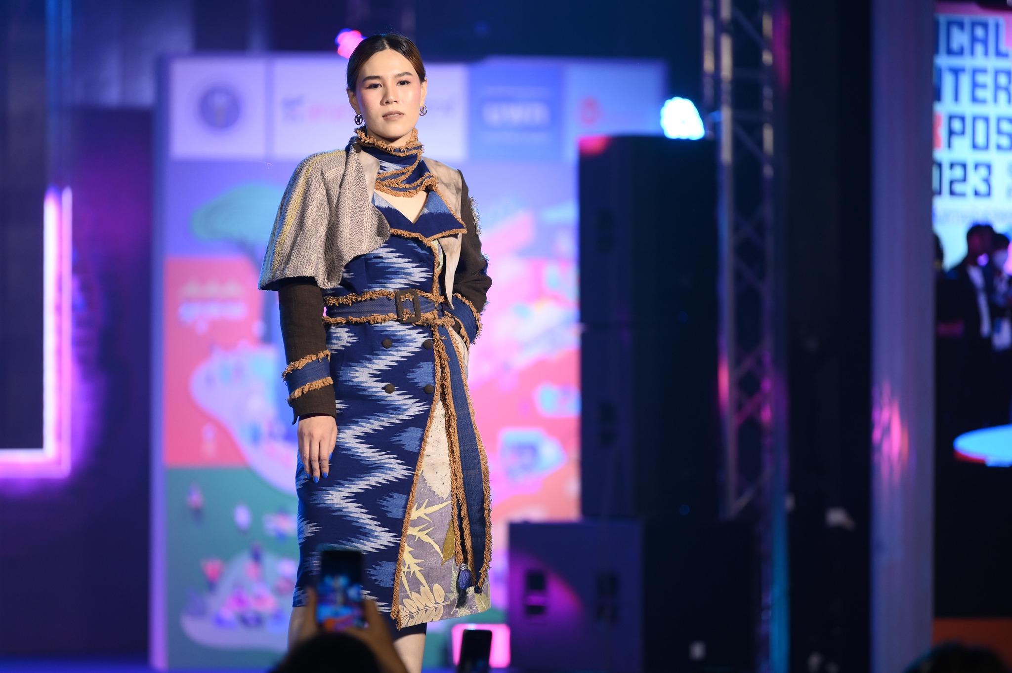 ม. นครพนม เข้าร่วมกิจกรรม เกื้อกูล Local Knowlege Manager Sharing Showcase การเปลี่ยนแปลงภายใต้หลักคิด คน ของ ตลาด และ เกื้อกูล LEs Sharing Showcase ในมหกรรม Local Enterprises Exposition 2023