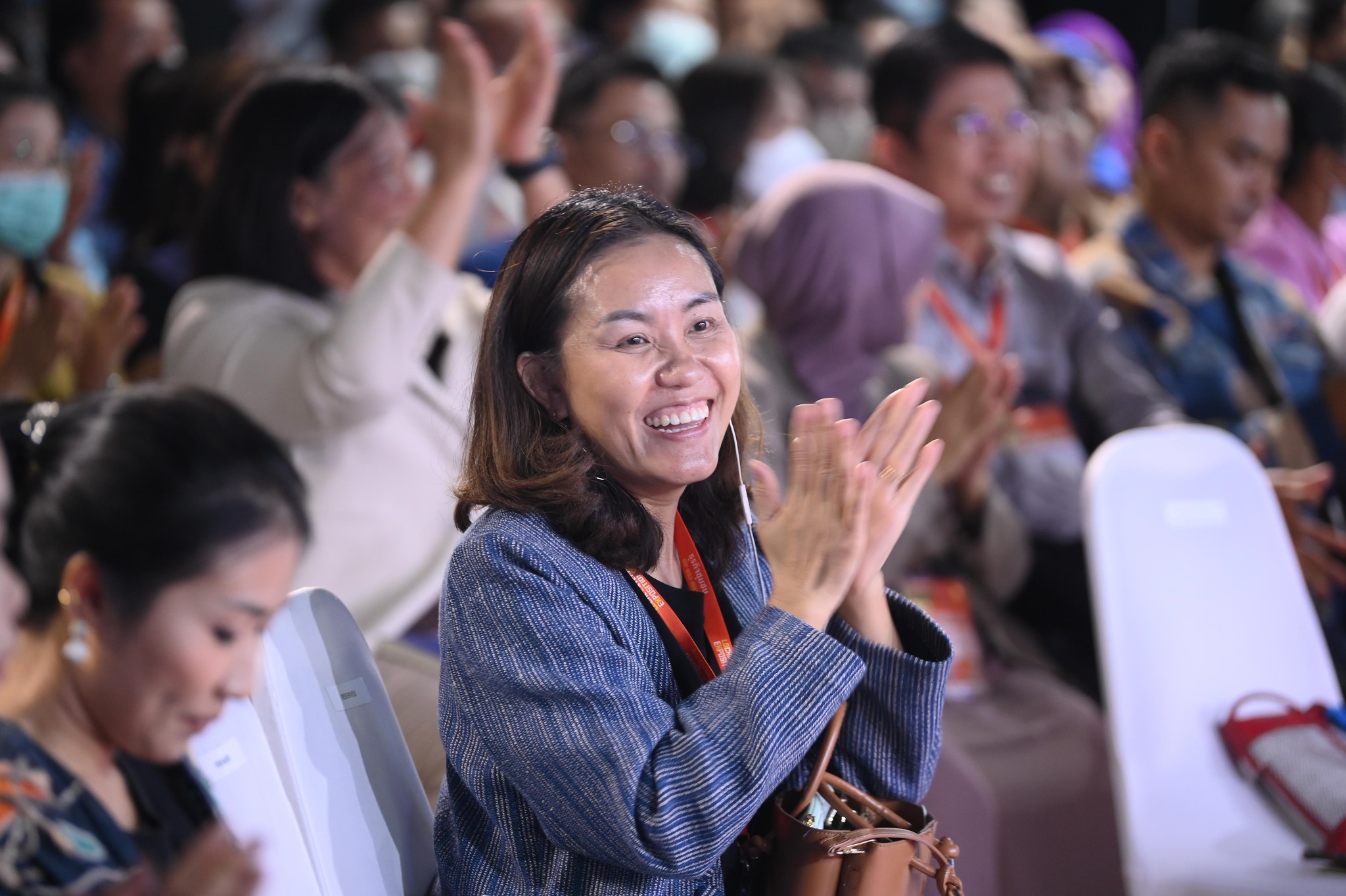 ม. นครพนม เข้าร่วมกิจกรรม เกื้อกูล Local Knowlege Manager Sharing Showcase การเปลี่ยนแปลงภายใต้หลักคิด คน ของ ตลาด และ เกื้อกูล LEs Sharing Showcase ในมหกรรม Local Enterprises Exposition 2023