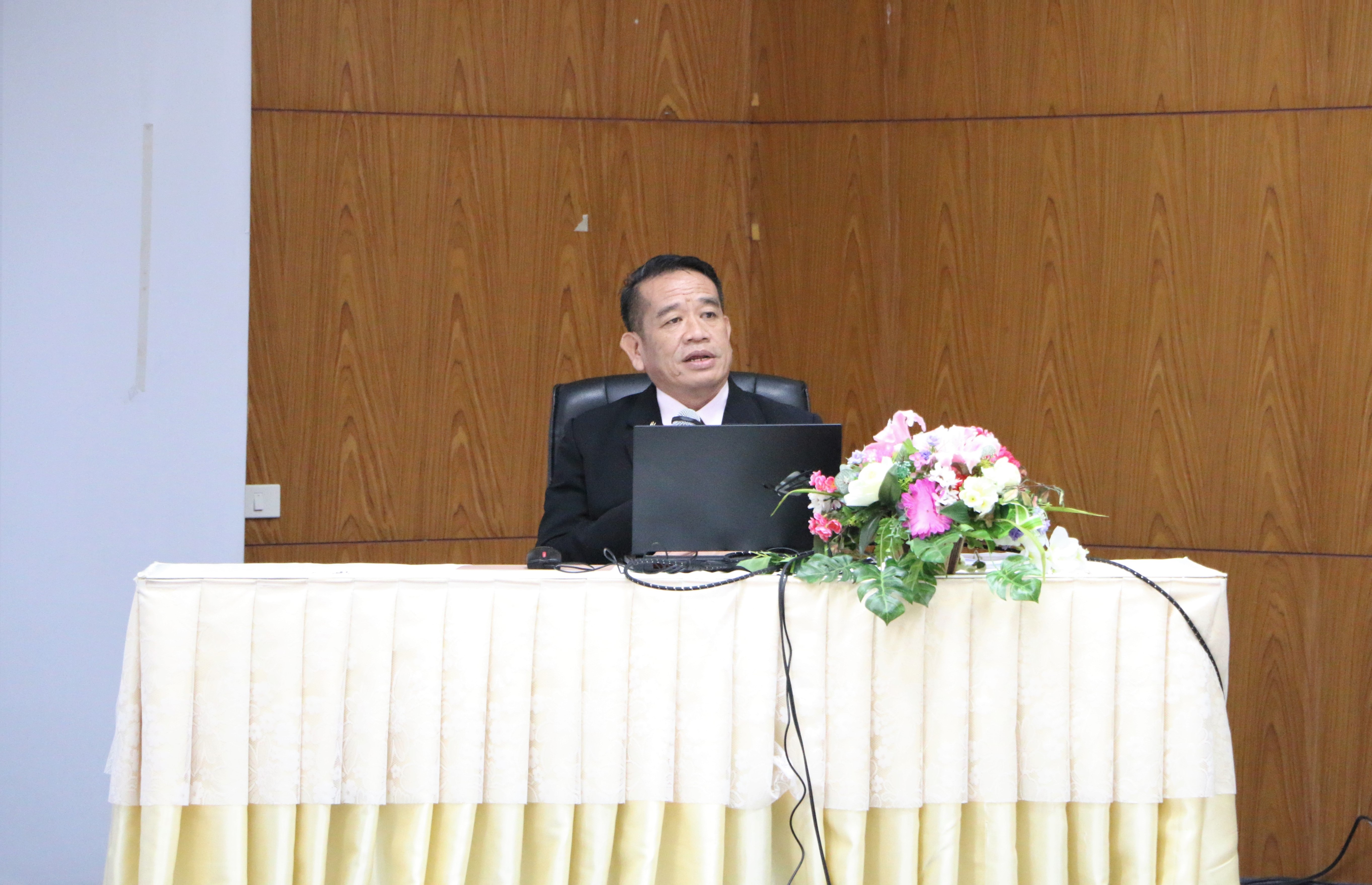 ม.นครพนม จัดเวทีเลือก “อธิการบดี” นำเสนอวิสัยทัศน์ นโยบาย และแผนบริหารมหาวิทยาลัย