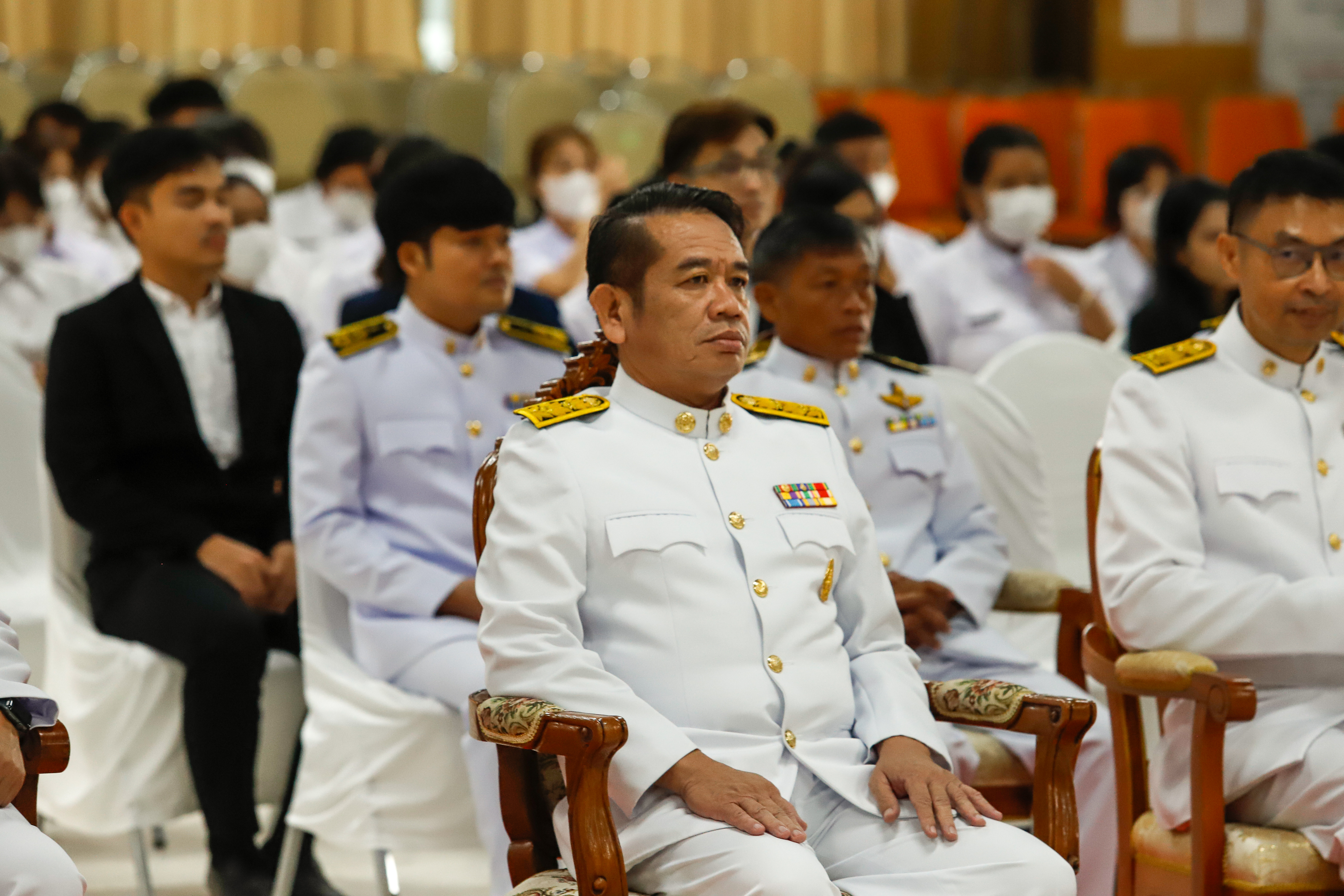 มหาวิทยาลัยนครพนม จัดพิธีวางพานพุ่มดอกไม้ ถวายราชสักการะพระบาทสมเด็จพระจอมเกล้าเจ้าอยู่หัว รัชกาลที่ 4 พระบิดาแห่งวิทยาศาสตร์ไทย