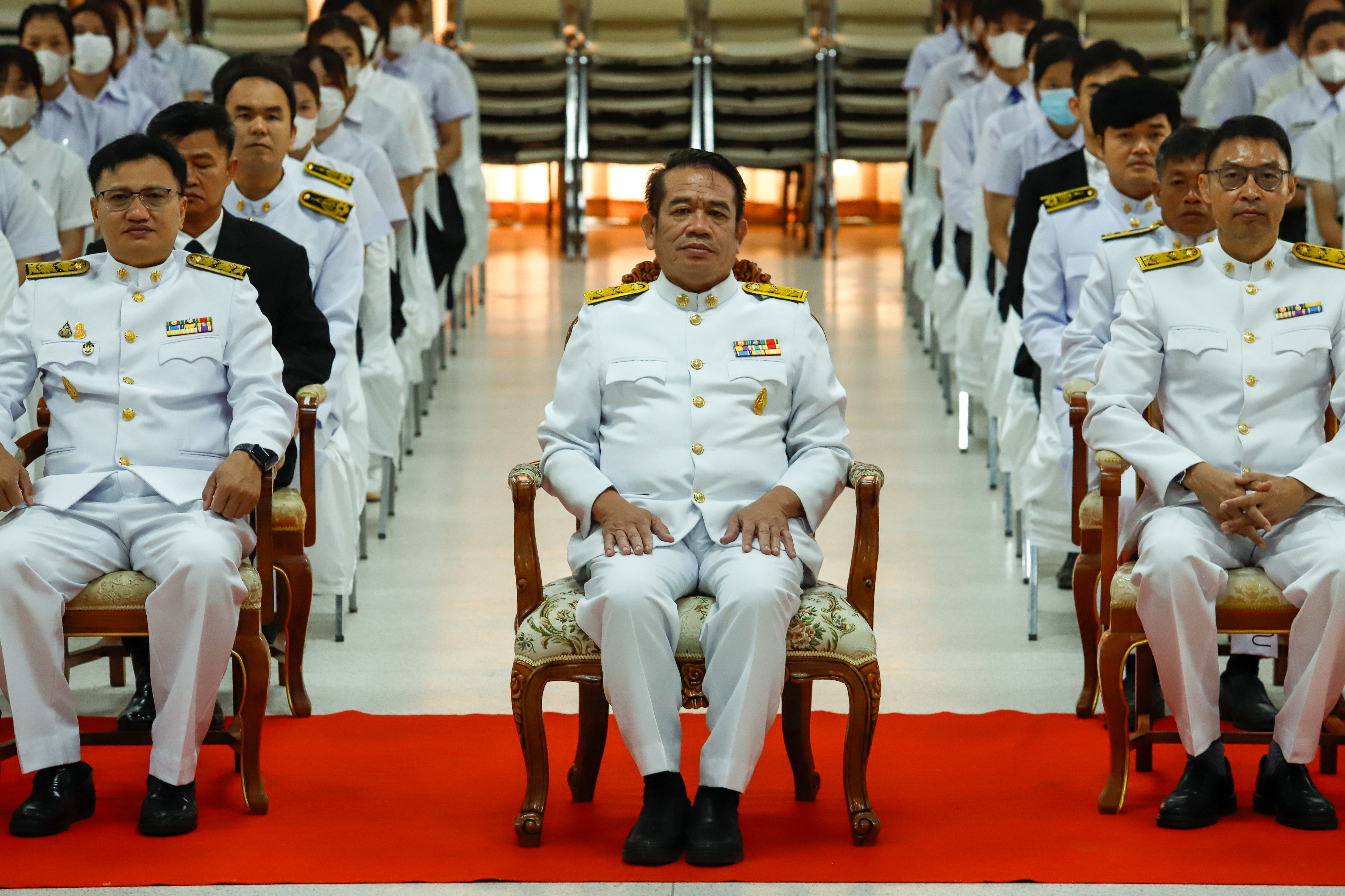 มหาวิทยาลัยนครพนม จัดพิธีวางพานพุ่มดอกไม้ ถวายราชสักการะพระบาทสมเด็จพระจอมเกล้าเจ้าอยู่หัว รัชกาลที่ 4 พระบิดาแห่งวิทยาศาสตร์ไทย