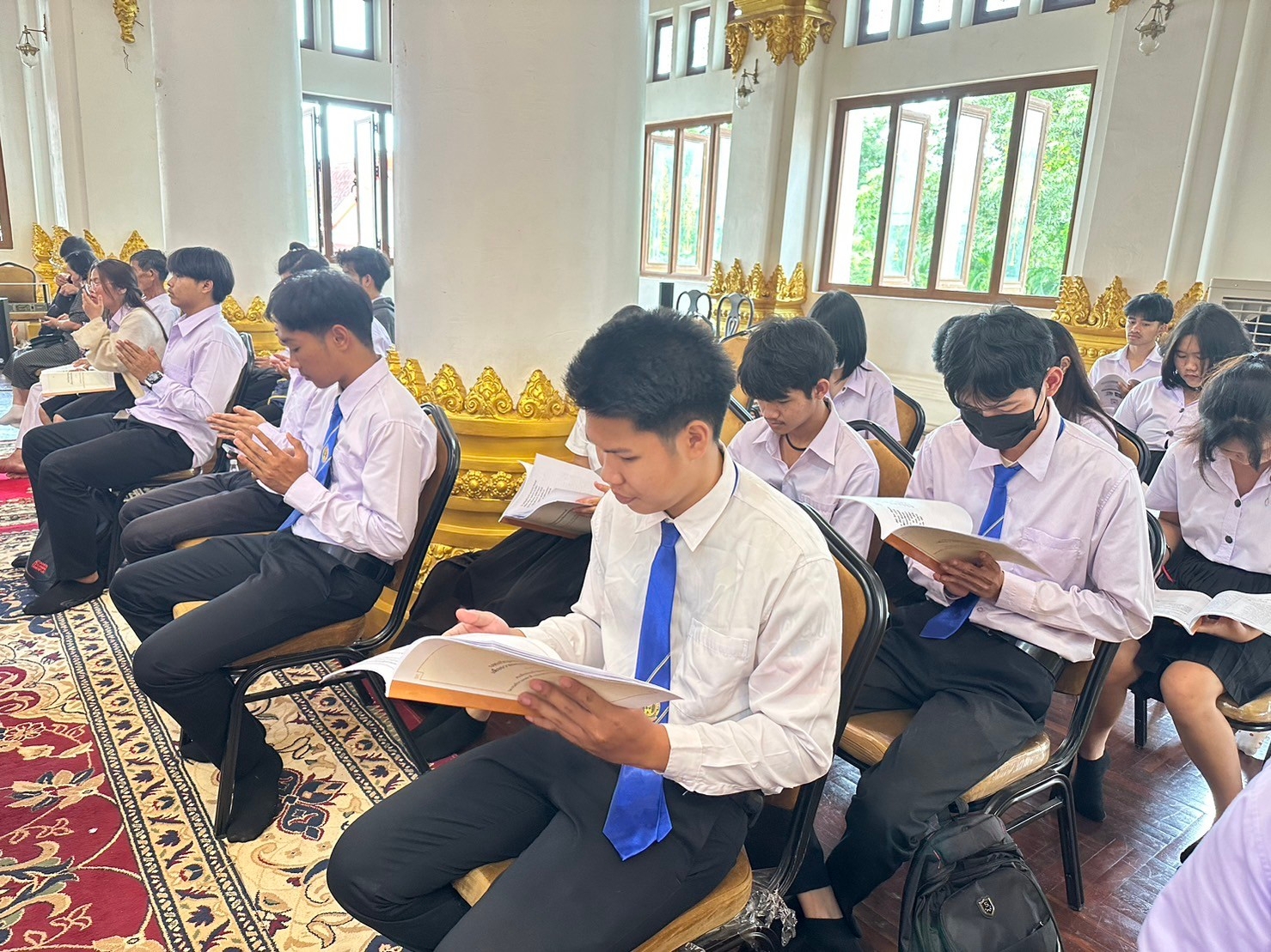 วิทยาลัยธาตุพนม ม.นครพนม ร่วมพิธีเจริญพระพุทธมนต์ ถวายพระพรชัยมงคลแด่สมเด็จพระเจ้าลูกเธอ เจ้าฟ้าพัชรกิติยาภา นเรนทิราเทพยวดี กรมหลวงราชสาริณีสิริพัชร มหาวัชรราชธิดา ณ วัดพระธาตุพนม วรมหาวิหาร อำเภอธาตุพนม จังหวัดนครพนม