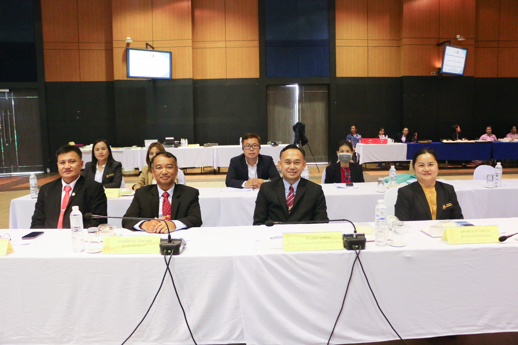 ม.นครพนม จับมือ มทร.อีสาน วิทยาเขตสกลนคร MOU สนับสนุนด้านการศึกษา วิจัย งานบริการวิชาการและสังคม