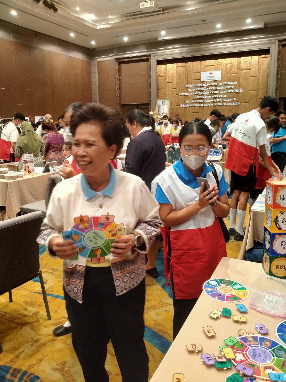 ชมรมอาสายุวกาชาดมหาวิทยาลัยนครพนม เข้ารับรางวัลส่งเสริมมาตรฐานชมรมอาสายุวกาชาด ผลงานปี 2565 ประเภทรางวัลส่งเสริมมาตรฐานชมรมอาสายุวกาชาด 3 ปี