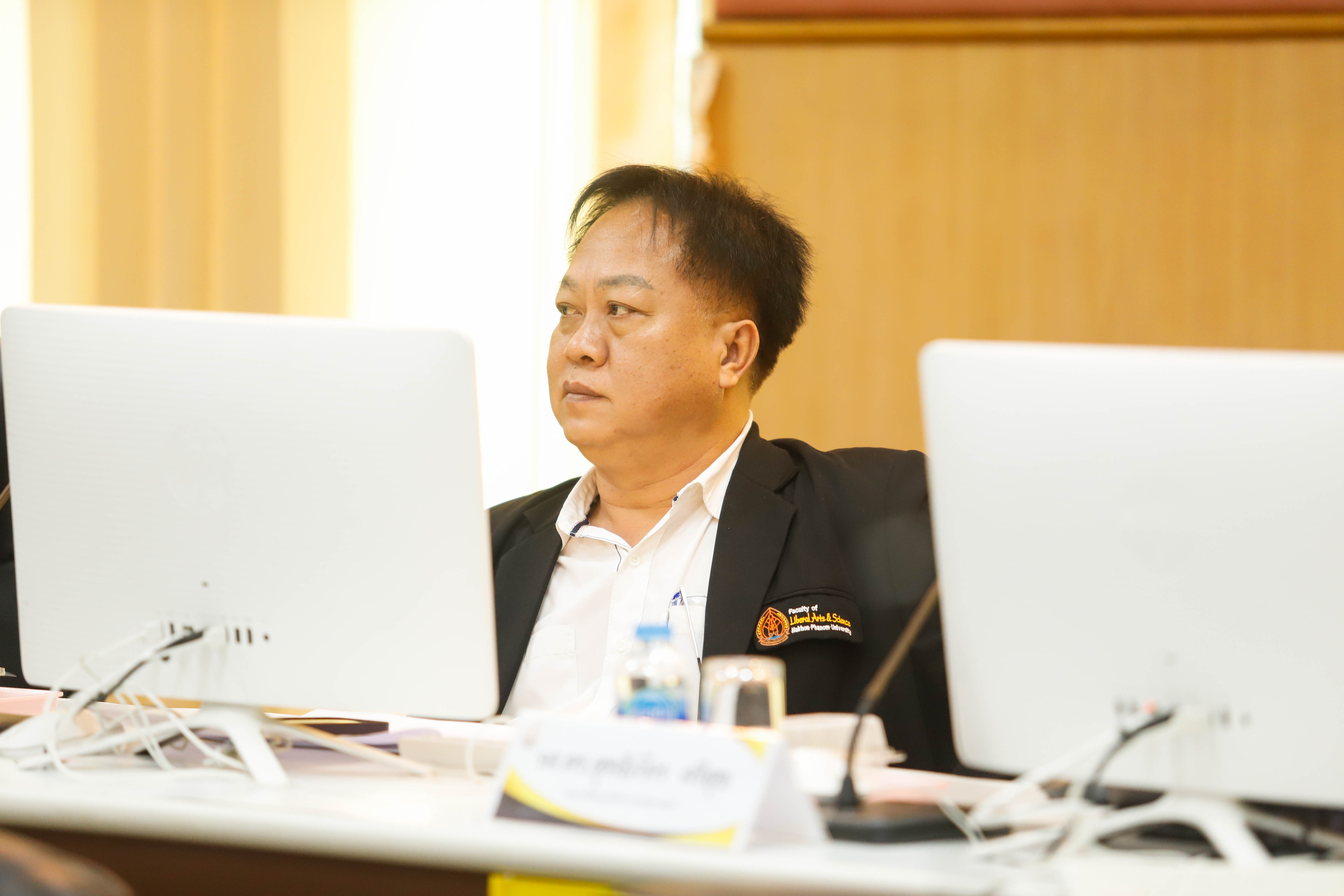 รก.อธิการบดี ม.นครพนม ถ่ายทอดนโยบายการดำเนินงานตามแผนยุทธศาสตร์มหาวิทยาลัย