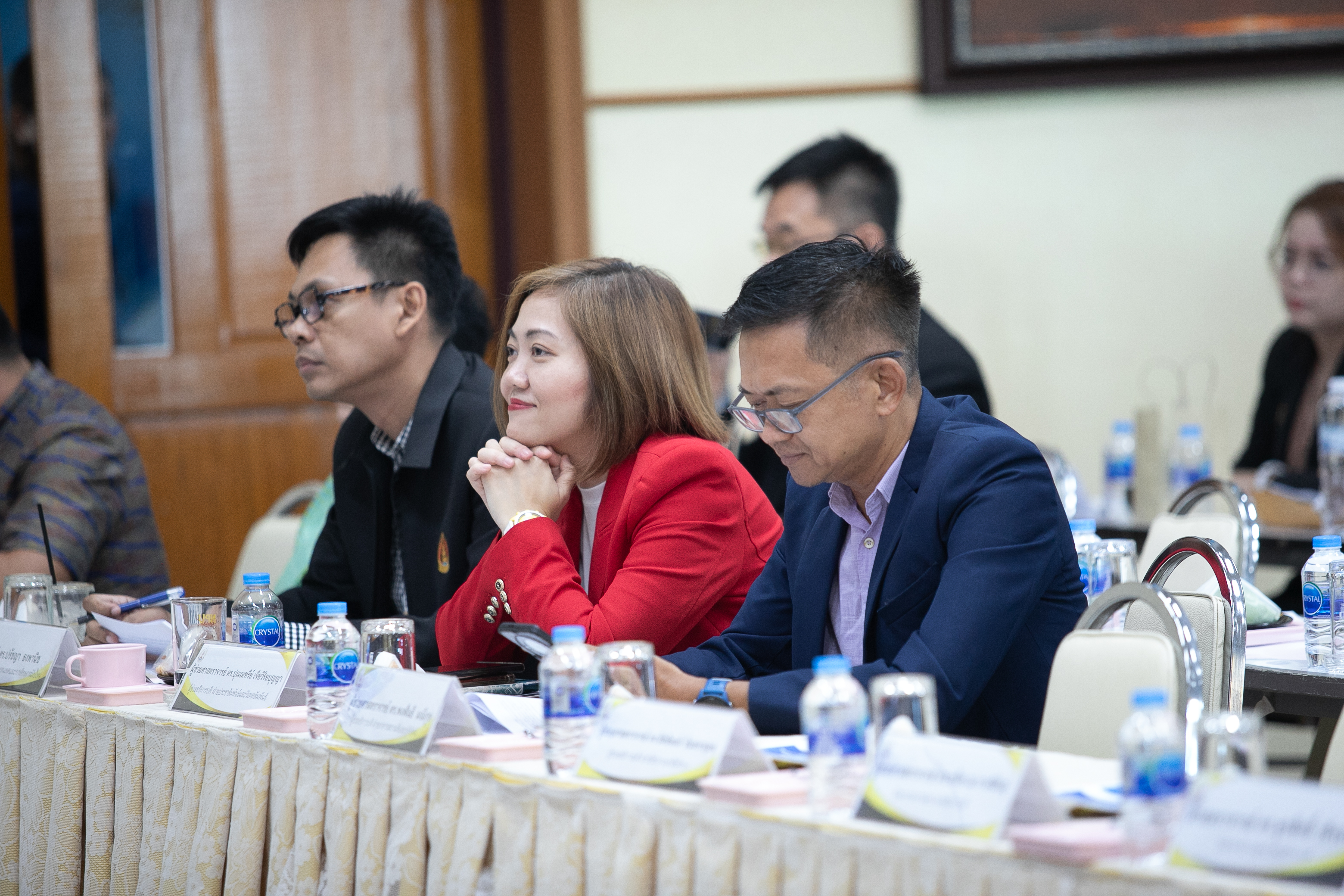 รก.อธิการบดี มนพ. แถลงนโยบายขับเคลื่อนมหาวิทยาลัยด้วยระบบ Transform to New S – Curve สู่การเป็นมหาวิทยาลัยนครพนมเป็นที่พึ่งของสังคมและชุมชน (The Acting President of Nakhon Phanom University announced the policy to drive the university using the Transform to New S-Curve system toward Nakhon Phanom University becoming a source of support for society and the community.)