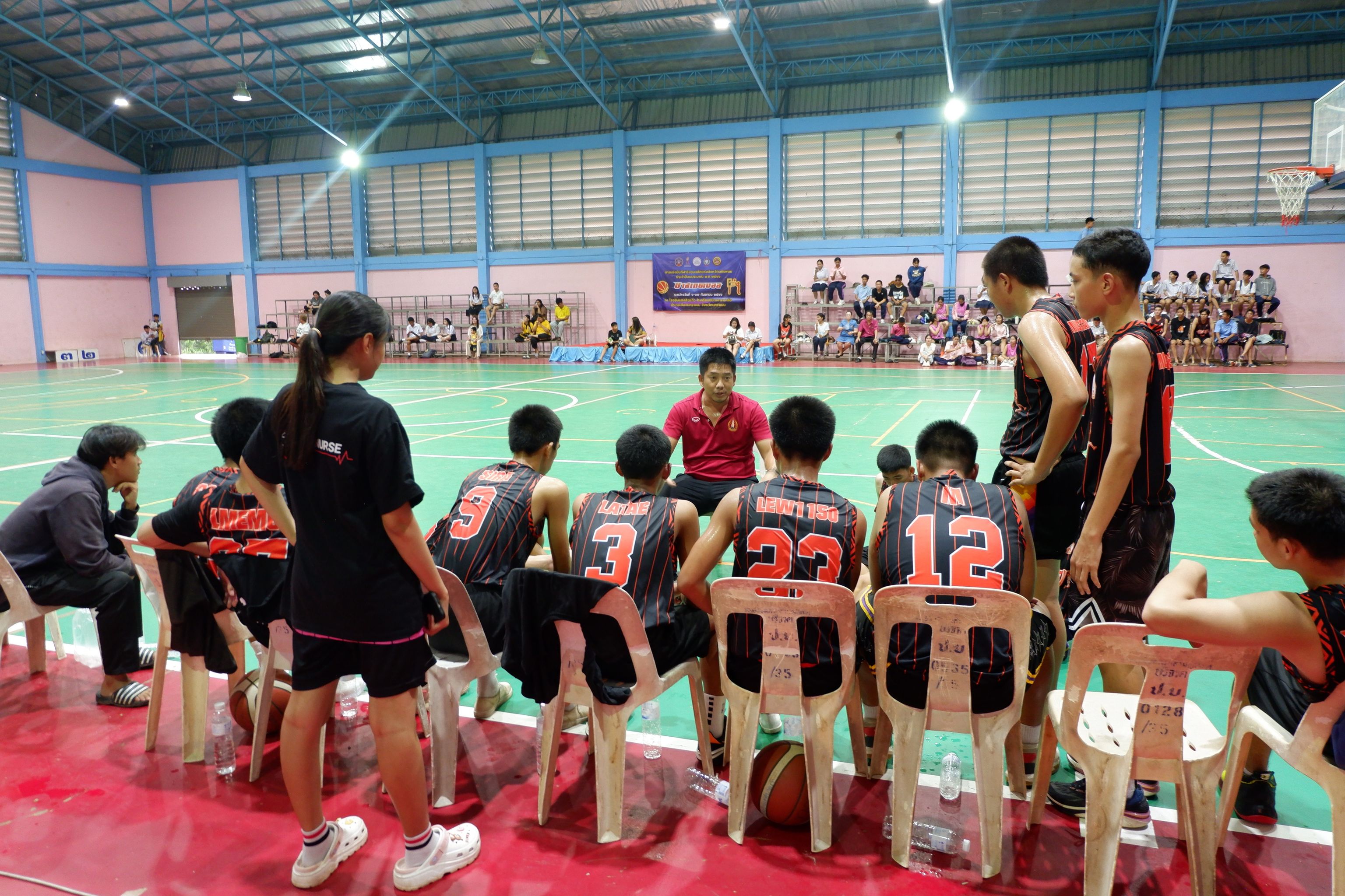 ทีมบาสเกตบอล ม.นครพนม คว้าสองรางวัล จากการแข่งขันบาสเกตบอลกีฬาชิงชนะเลิศแห่งจังหวัดนครพนม