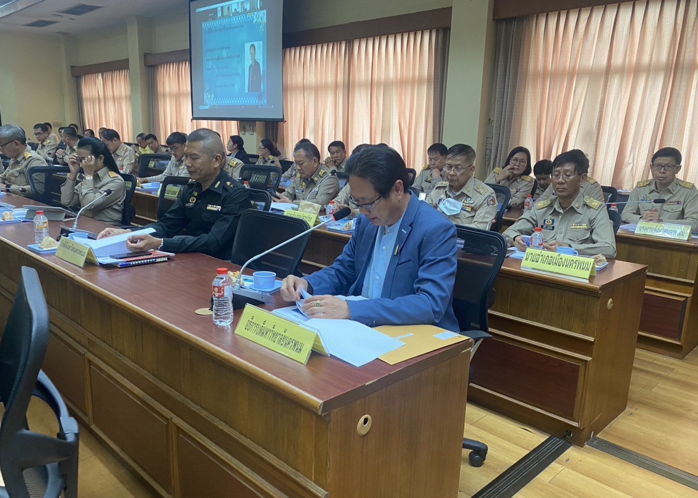 รก.อธิการบดี ม.นครพนม เข้าร่วมประชุมคณะกรมการจังหวัดนครพนม ประจำเดือนกันยายน 2566