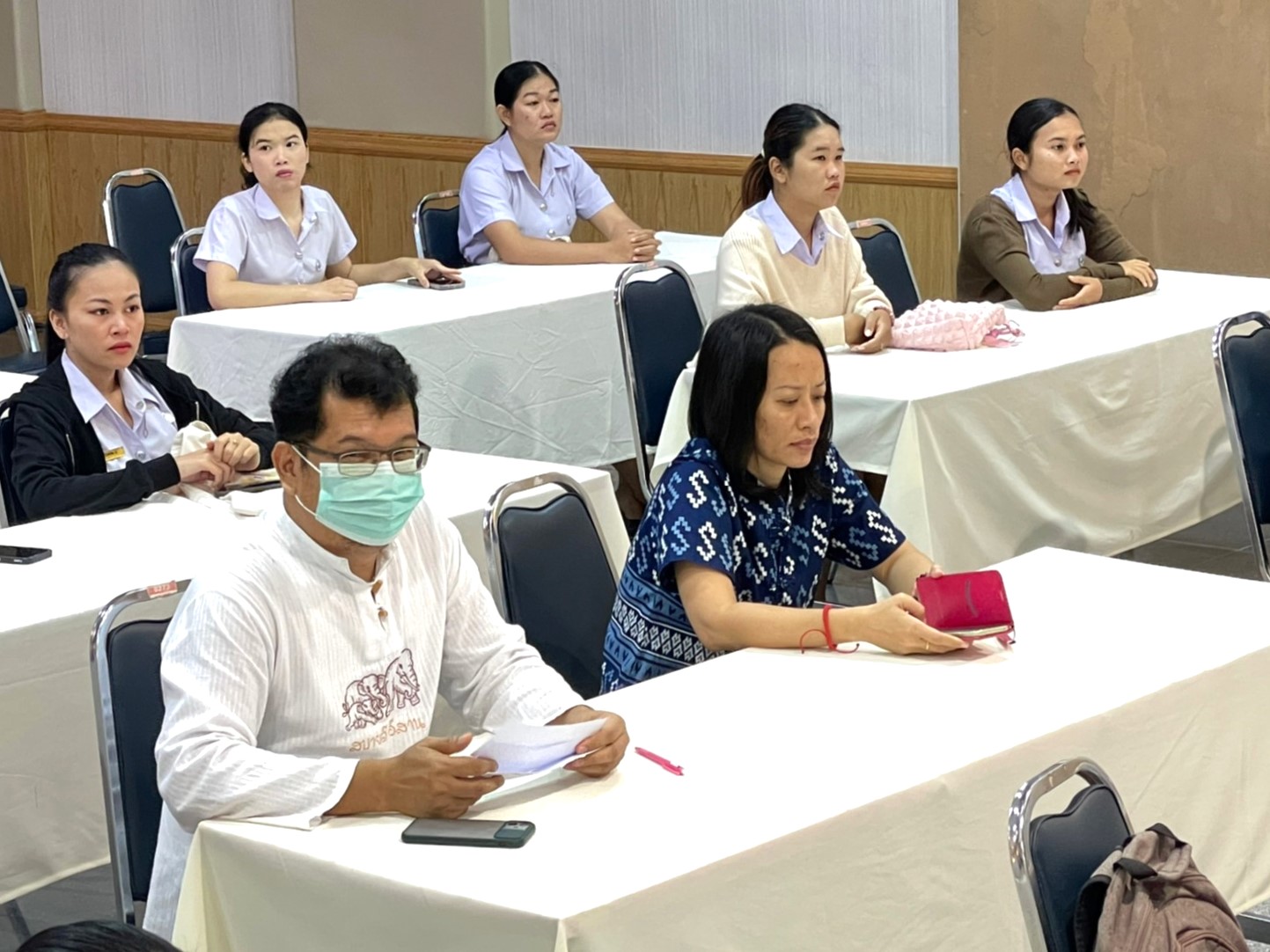 ม.นครพนม จัดเวทีแสดงวิสัยทัศน์การสรรหาคณบดีวิทยาลัยการท่องเที่ยวและอุตสาหกรรมบริการ