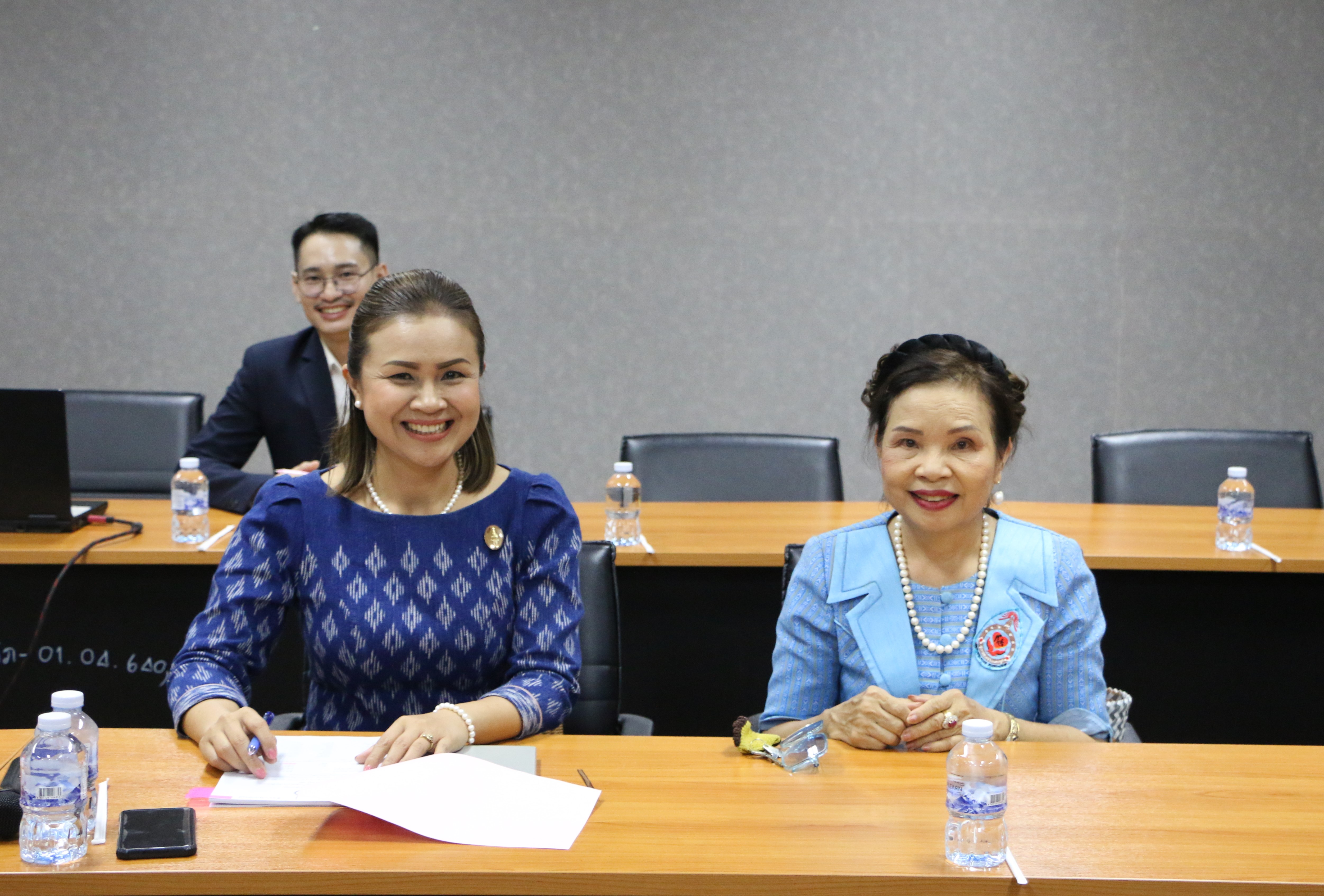 รก.อธิการบดี ม.นครพนม พบปะสมาคมศิษย์เก่า พร้อมหารือแนวทางสนับสนุนการดำเนินงานของมหาวิทยาลัย