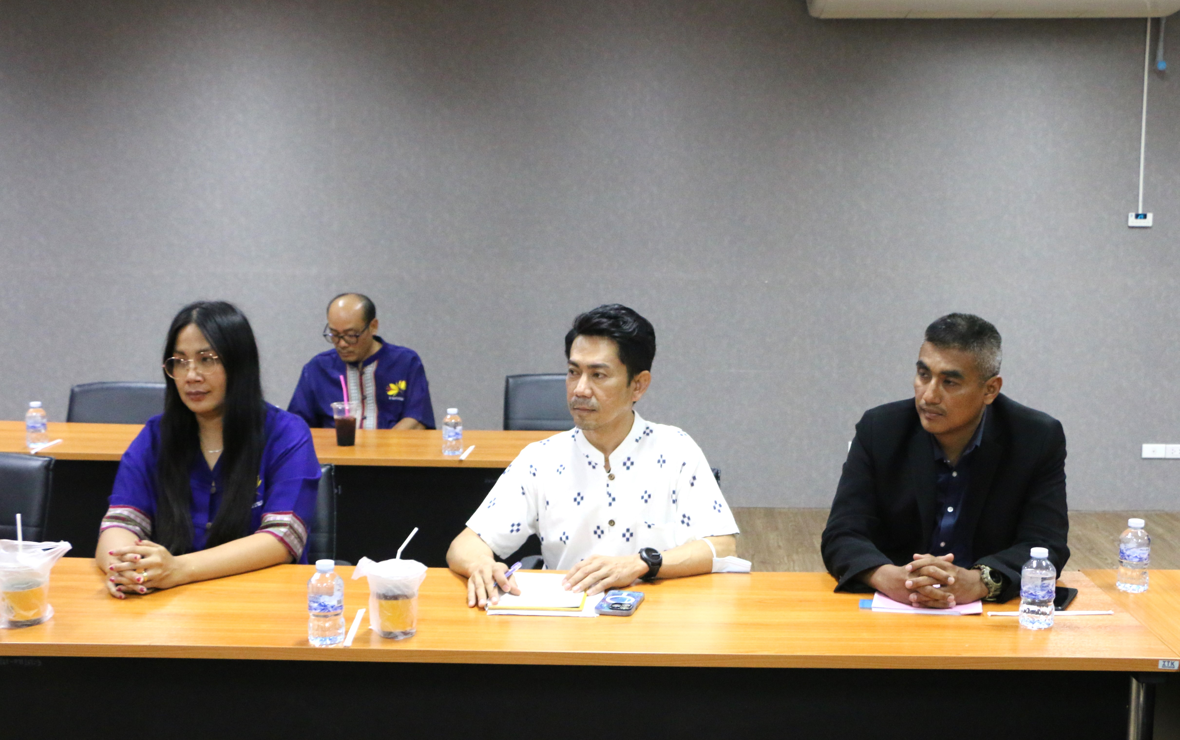 รก.อธิการบดี ม.นครพนม พบปะสมาคมศิษย์เก่า พร้อมหารือแนวทางสนับสนุนการดำเนินงานของมหาวิทยาลัย