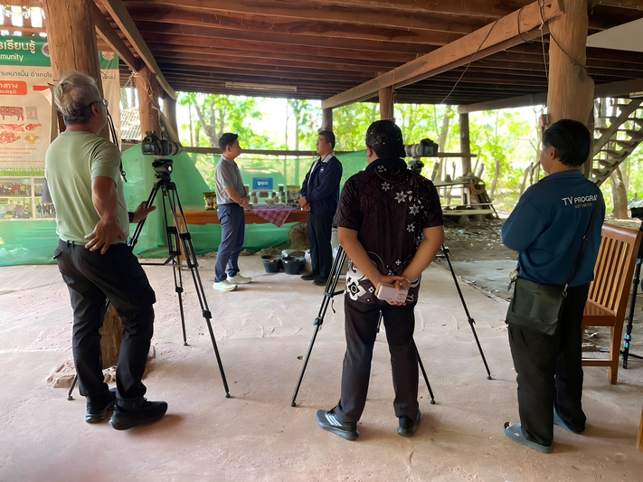 ม.นครพนม ต้อนรับสื่อมวลชน Thai PBS และ NBT ลงพื้นที่ถ่ายทำรายการและสกู๊ปข่าว