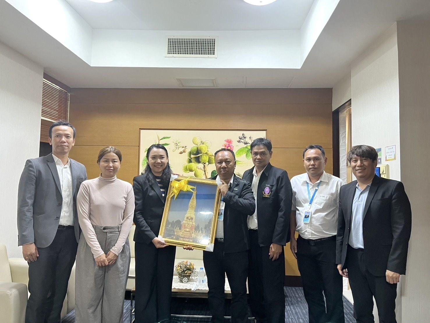 ม.นครพนม หารือแนวทางพัฒนาพื้นที่ศรีโคตรบูรณ์เป็นสวนสมุนไพรของมหาวิทยาลัย