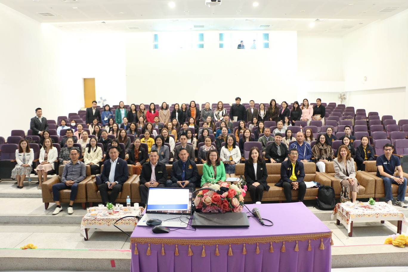 ม.นครพนม จัดโครงการฝึกอบรมการเพิ่มประสิทธิภาพในการปฏิบัติงานด้านการเงินการคลังภาครัฐ เพื่อให้ได้รับการรับรองจากสำนักงานตรวจเงินแผ่นดิน ประจำปีงบประมาณ พ.ศ.2568