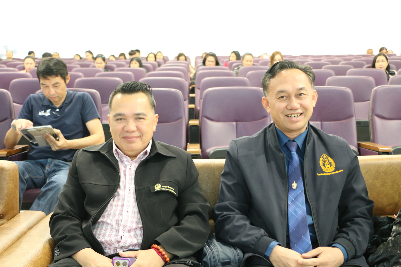 ม.นครพนม จัดโครงการฝึกอบรมการเพิ่มประสิทธิภาพในการปฏิบัติงานด้านการเงินการคลังภาครัฐ เพื่อให้ได้รับการรับรองจากสำนักงานตรวจเงินแผ่นดิน ประจำปีงบประมาณ พ.ศ.2568