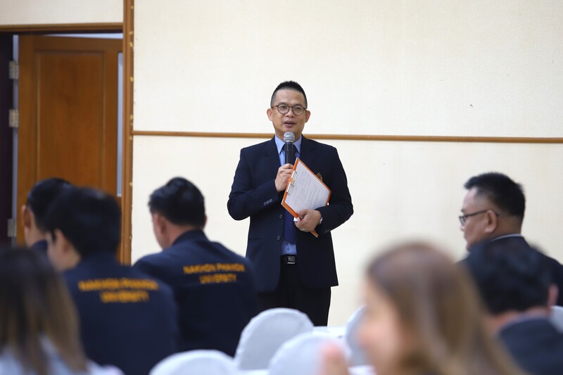 กองบริหารทรัพยากรมนุษย์ จัดอบรมเชิงปฏิบัติการเตรียมความพร้อมผู้บริหารระดับสูงและผู้บริหารระดับกลาง เพื่อสร้างศักยภาพความเป็นเลิศด้านภาวะผู้นำสากล