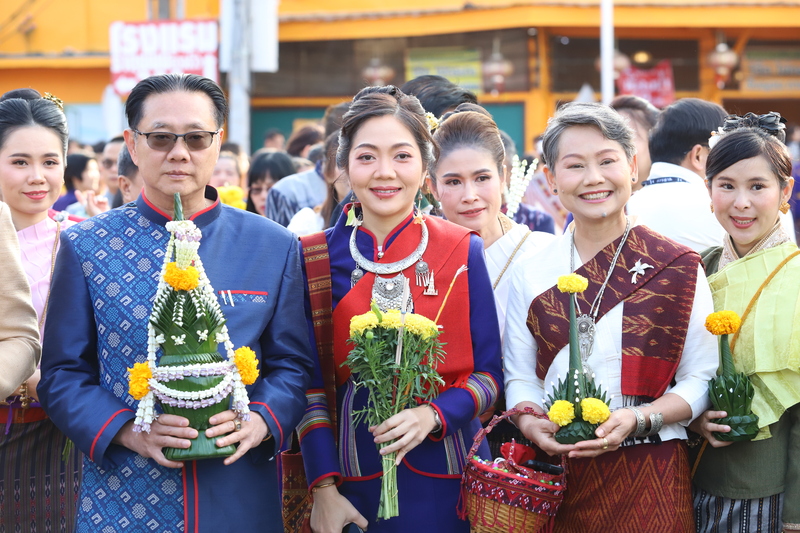 ม.นครพนม ร่วมขบวนพิธีอัญเชิญพระอุปคุต งานนมัสการองค์พระธาตุพนม ประจำปี 2568