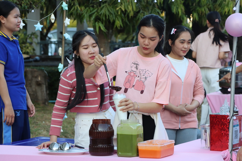 วพบ.นครพนม ต้อนรับฤดูแห่งความรัก จัดงาน