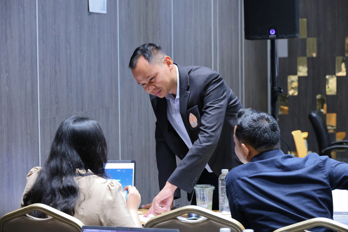 คณะวิทยาศาสตร์ ม.นครพนม จัดอบรมทบทวนวรรณกรรมและวิเคราะห์อภิมาน เพื่อเสริมสร้างความรู้ในงานวิจัยทางการแพทย์และวิทยาศาสตร์สุขภาพ