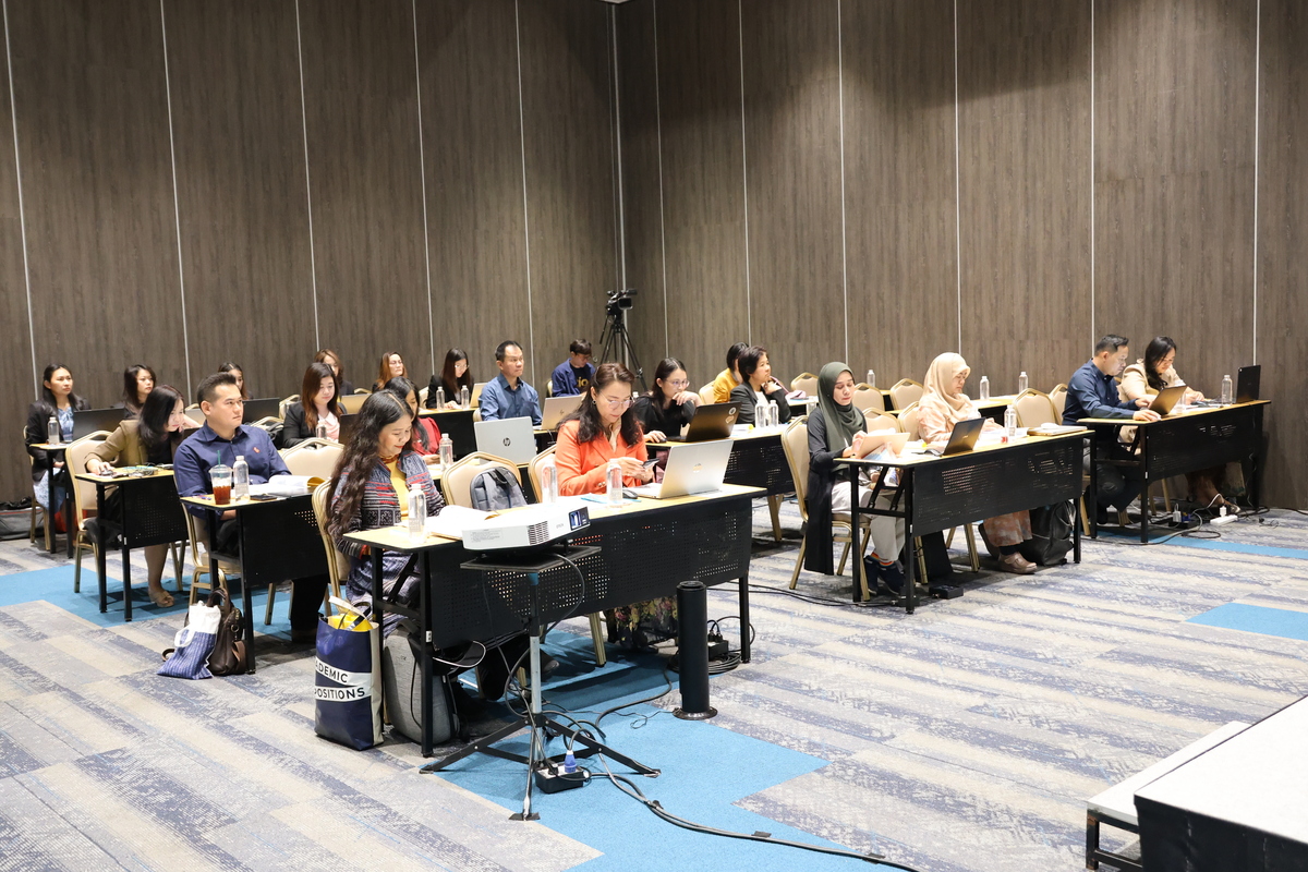 คณะวิทยาศาสตร์ ม.นครพนม จัดอบรมทบทวนวรรณกรรมและวิเคราะห์อภิมาน เพื่อเสริมสร้างความรู้ในงานวิจัยทางการแพทย์และวิทยาศาสตร์สุขภาพ