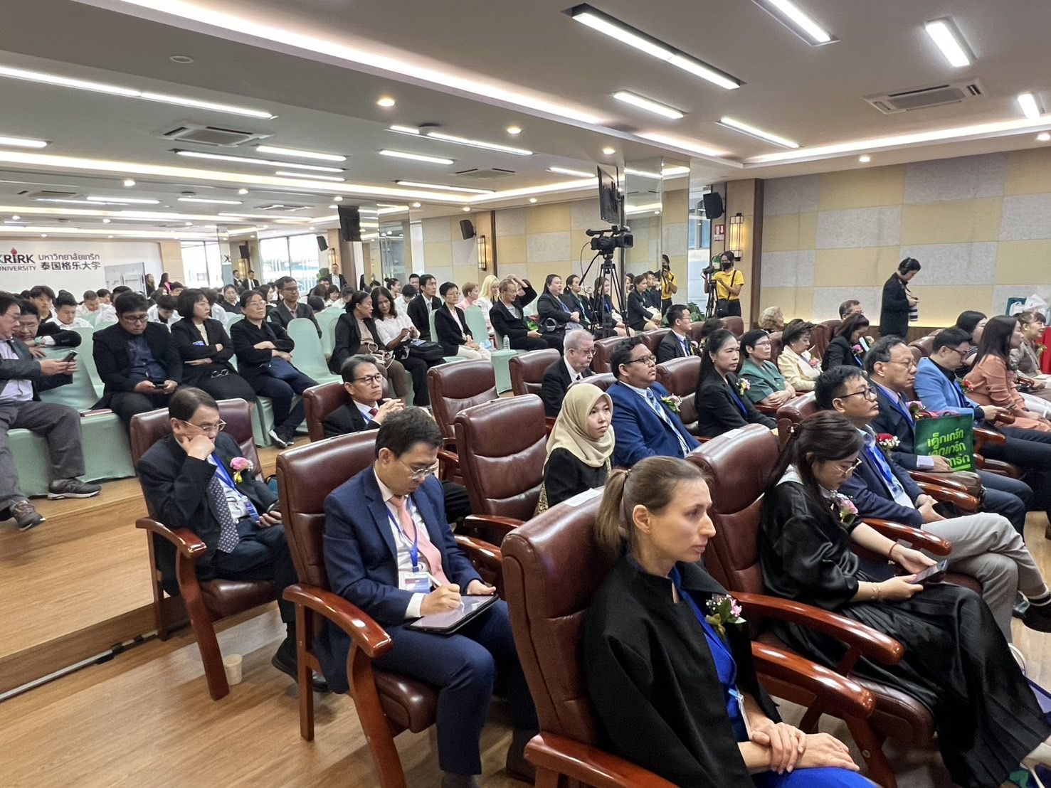 อธิการบดี ม.นครพนม บรรยายในการประชุมเสริมสร้างความร่วมมือทางวิชาการระหว่างรัสเซียและไทย