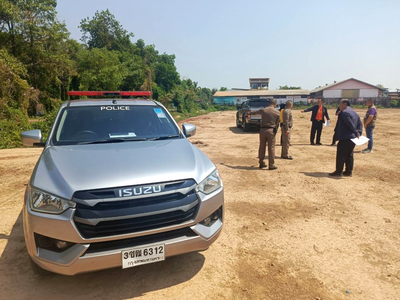 ม.นครพนม ประชุมเตรียมความพร้อมด้านการจัดการจราจรในพิธีพระราชทานปริญญาบัตร ประจำปีการศึกษา 2566