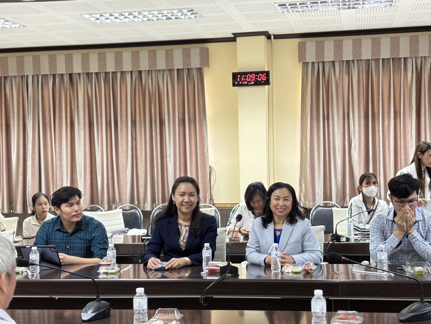 ม.นครพนม ลงพื้นที่เยี่ยมชมแหล่งฝึกประสบการณ์ภาคสนามนักศึกษาแพทย์ ณ โรงพยาบาลในจังหวัดพิจิตร