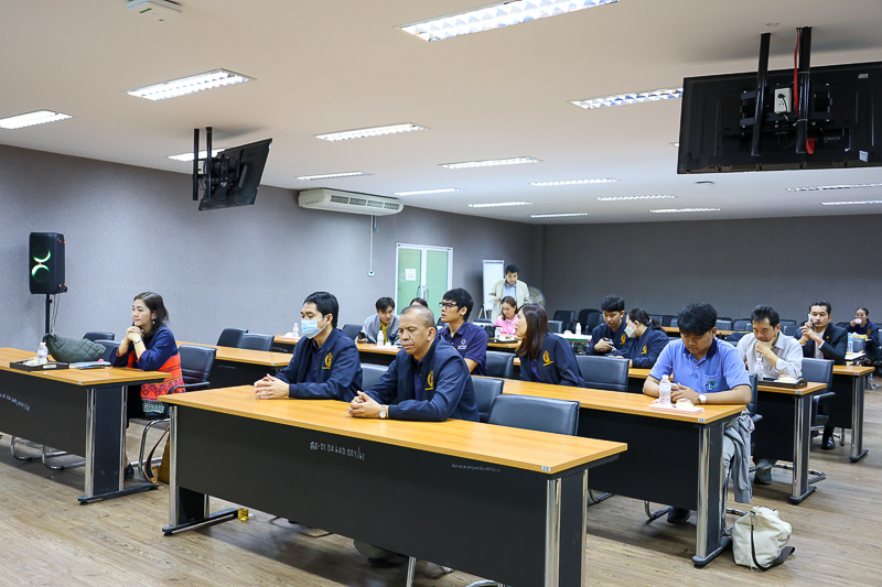 ม.นครพนม มอบสถานีตรวจวัดคุณภาพอากาศ PM2.5 แก่เทศบาลเมืองนครพนม