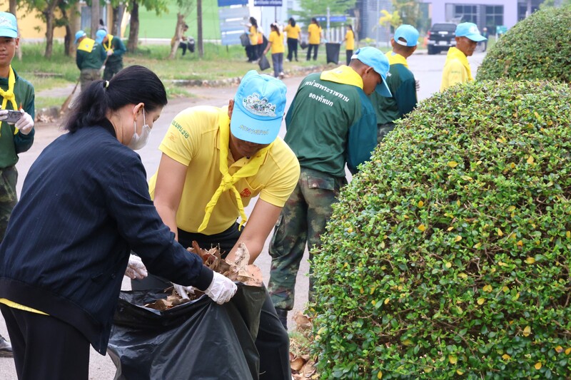 ม.นครพนม ร่วมกิจกรรมจิตอาสาบำเพ็ญสาธารณะประโยชน์งานพิธีพระราชทานปริญญาบัตร