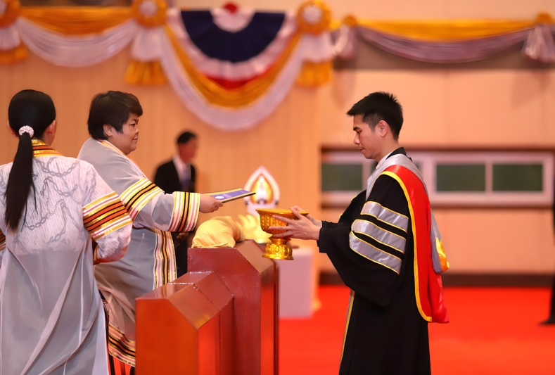 ม.นครพนม ซ้อมใหญ่พิธีพระราชทานปริญญาบัตร ประจำปีการศึกษา 2566