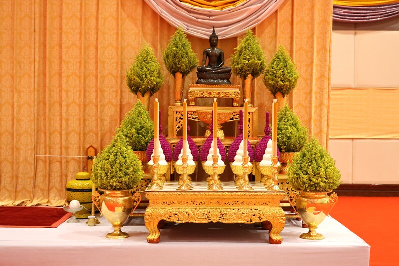 งดงามสมพระเกียรติ แท่นพระราชทานปริญญาบัตร ม.นครพนม ศิลปะเชื่อมโยงอดีต ปัจจุบัน และศรัทธาในดินแดนลุ่มน้ำโขง