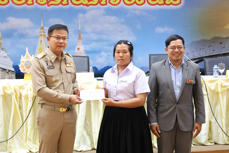 นักศึกษา ม.นครพนม เข้ารับทุนการศึกษา จาก “มูลนิธิเปรม ติณสูลานนท์ จังหวัดนครราชสีมา” ประจำปี 2568