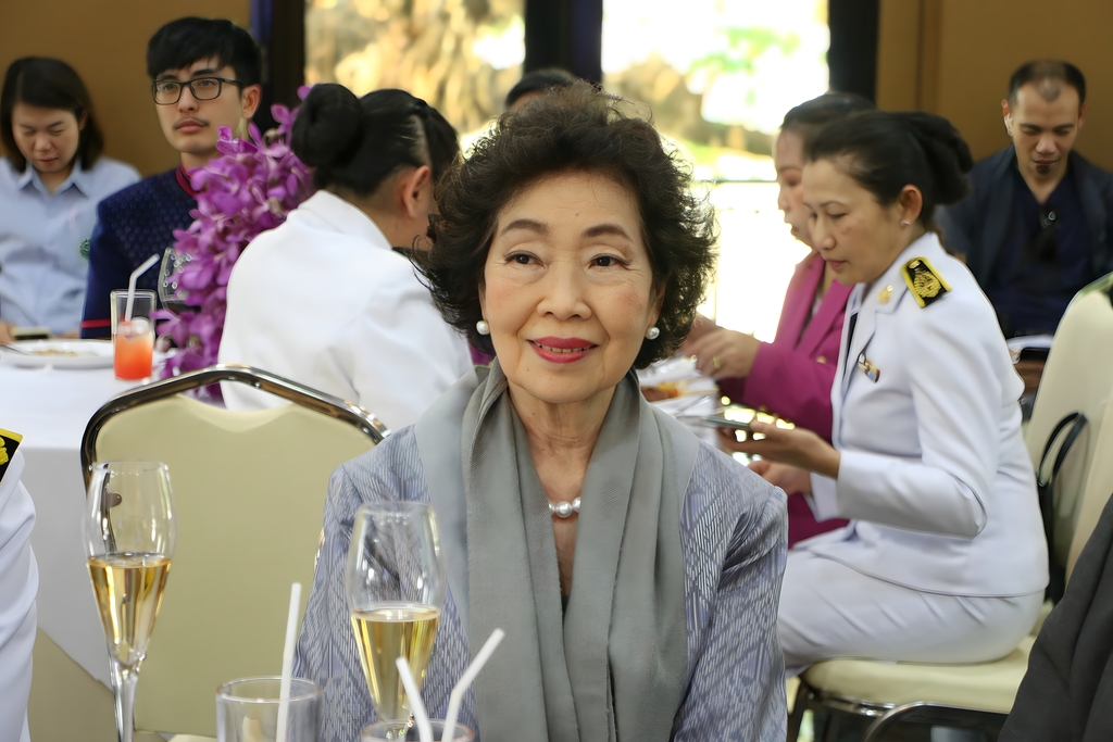 มหาวิทยาลัยนครพนม เชิดชูเกียรติแด่ผู้รับพระราชทานปริญญากิตติมศักดิ์ และรางวัลเข็มเชิดชูเกียรติพระธาตุพนม ประจำปีการศึกษา 2566