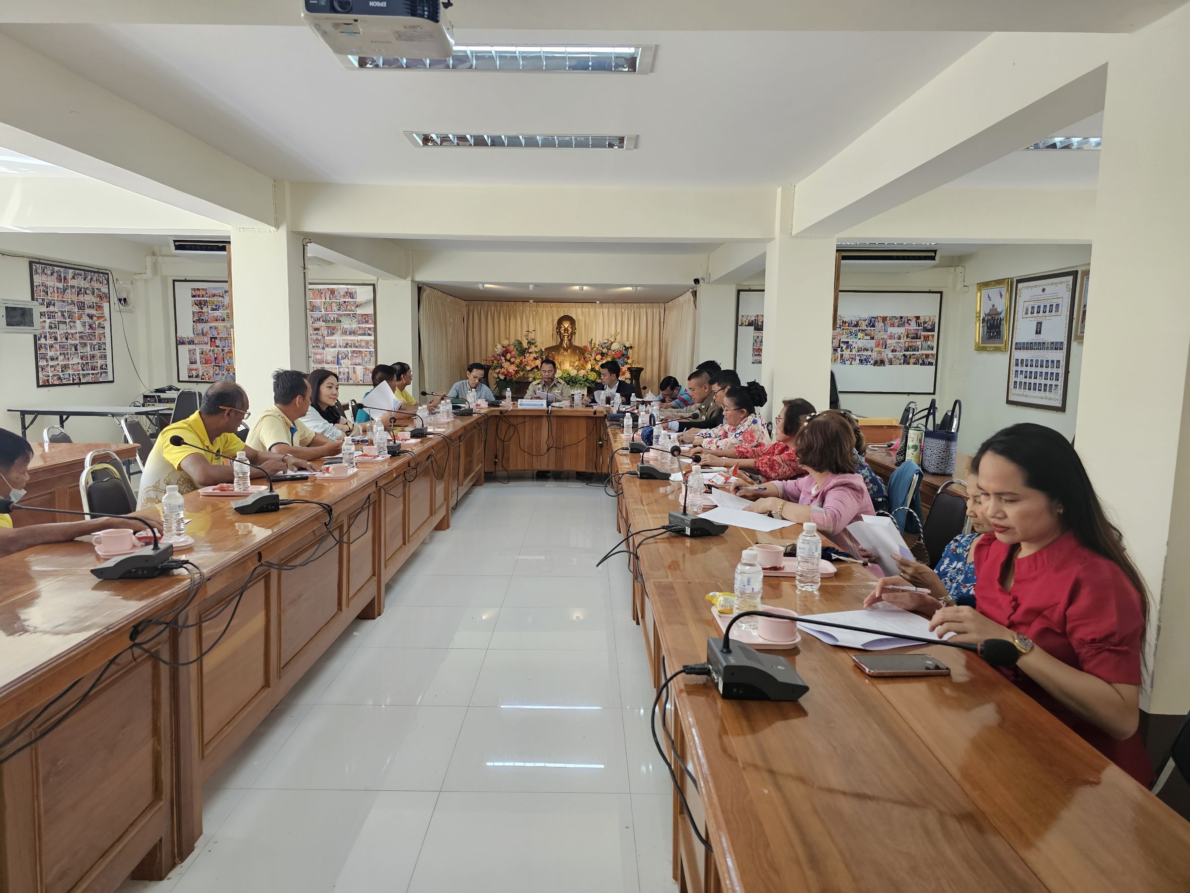 ม.นครพนม ร่วมประชุมเตรียมจัดงานวันรำลึก 135 ปี วันคล้ายวันเกิดประธานโฮจิมินห์และความสัมพันธ์มิตรภาพไทย-เวียดนาม ประจำปี พ.ศ. 2568