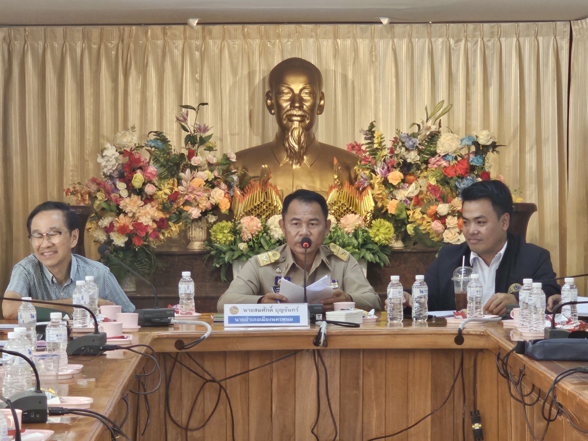 ม.นครพนม ร่วมประชุมเตรียมจัดงานวันรำลึก 135 ปี วันคล้ายวันเกิดประธานโฮจิมินห์และความสัมพันธ์มิตรภาพไทย-เวียดนาม ประจำปี พ.ศ. 2568