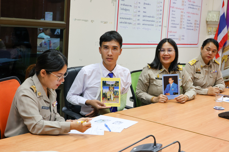 นักศึกษาทุนราชประชานุเคราะห์ ม.นครพนม เข้ารับมอบถุงพระราชทาน