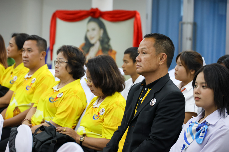 มหาวิทยาลัยนครพนม ต้อนรับคณะอนุกรรมการติดตามผลดำเนินงานชมรม TO BE NUMBER ONE