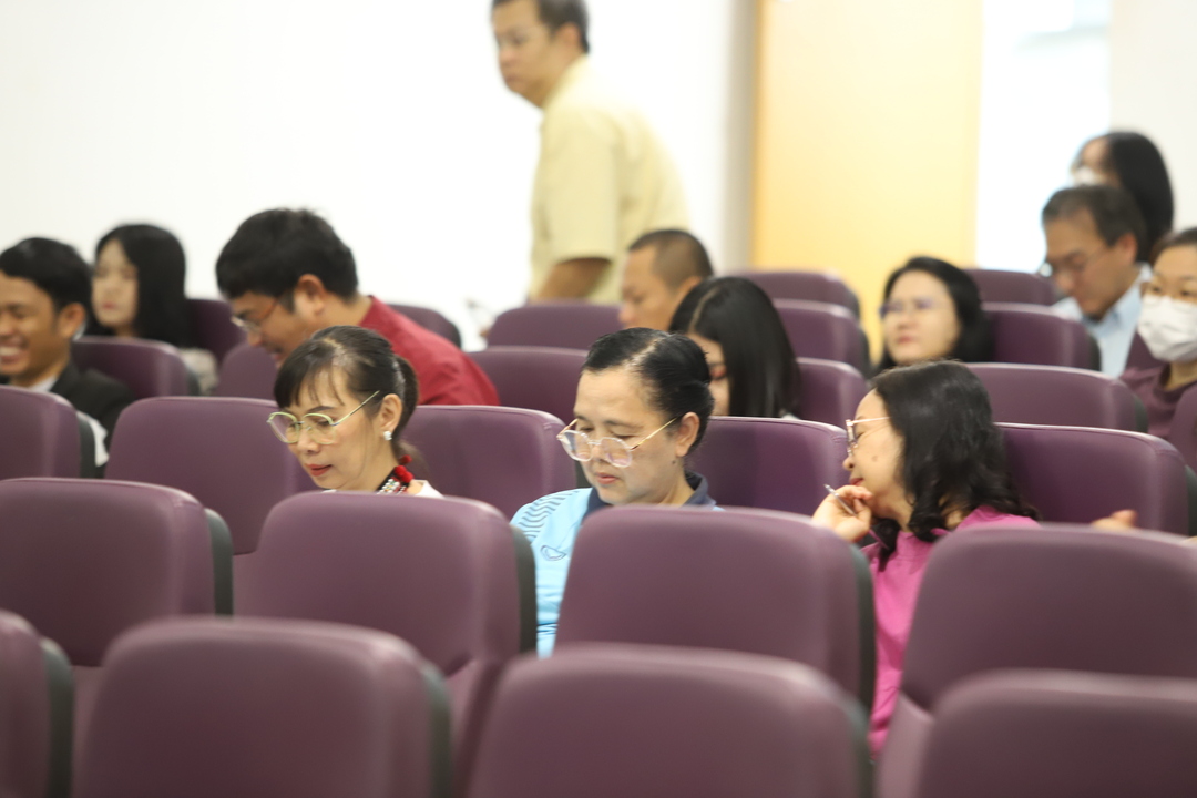 ม.นครพนมร่วมจัดอบรม “จริยธรรมการวิจัย” สร้างนักวิจัยคุณภาพ ขับเคลื่อนสู่มาตรฐานสากล