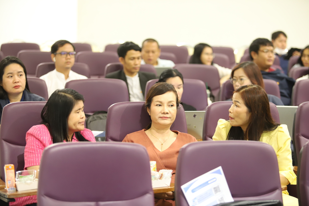 ม.นครพนมร่วมจัดอบรม “จริยธรรมการวิจัย” สร้างนักวิจัยคุณภาพ ขับเคลื่อนสู่มาตรฐานสากล