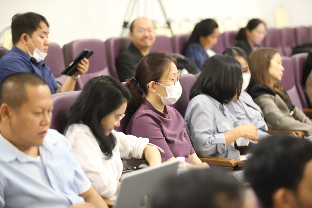 ม.นครพนมร่วมจัดอบรม “จริยธรรมการวิจัย” สร้างนักวิจัยคุณภาพ ขับเคลื่อนสู่มาตรฐานสากล