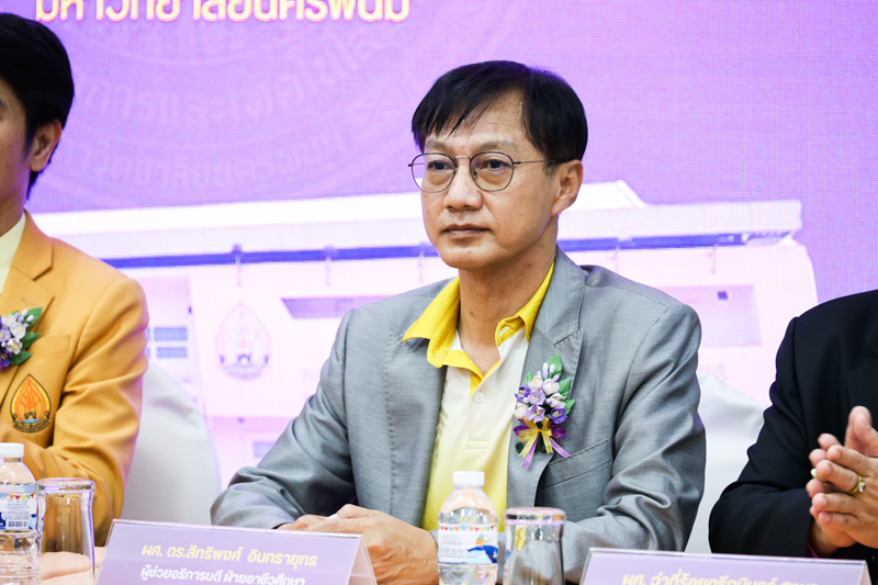 ม.นครพนม จับมือ สถาบันการอาชีวศึกษาภาคตะวันออกเฉียงเหนือ 2 ลงนาม MOU เสริมศักยภาพการศึกษา สู่ตลาดแรงงานยุคใหม่