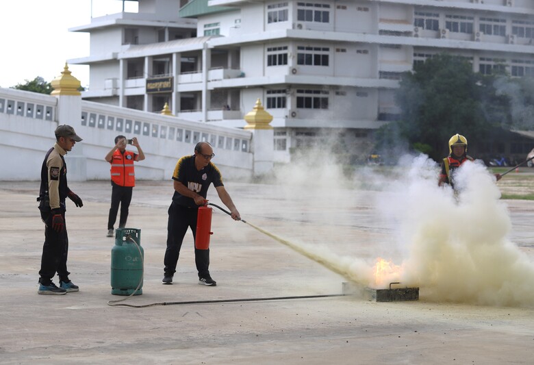 ซ้อมดับเพลิงและอพยพหนีไฟ เสริมความปลอดภัยแก่บุคลากรและนักศึกษา