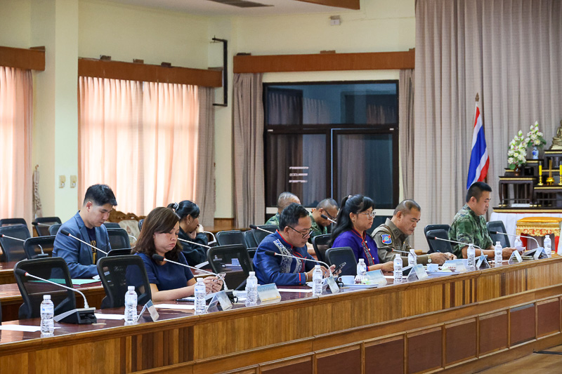 มหาวิทยาลัยนครพนม ร่วมประชุมเตรียมความพร้อมจัดประเพณีไหลเรือไฟและงานกาชาดจังหวัดนครพนม ประจำปี 2568