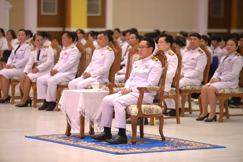 วางพานพุ่มถวายสักการะ เนื่องในงานสัปดาห์วิทยาศาสตร์ ประจำปี 2568