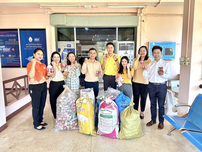 สถาบันวิจัยและพัฒนา มอบกระป๋องเครื่องดื่ม 1,220 ใบ สนับสนุนการสร้างเรือไฟ ประจำปี 2568