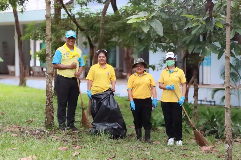 ม.นครพนม ร่วมกิจกรรมจิตอาสาเนื่องในวันคล้ายวันสวรรคต สมเด็จพระมหิตลาธิเบศร อดุลยเดชวิกรม พระบรมราชชนก