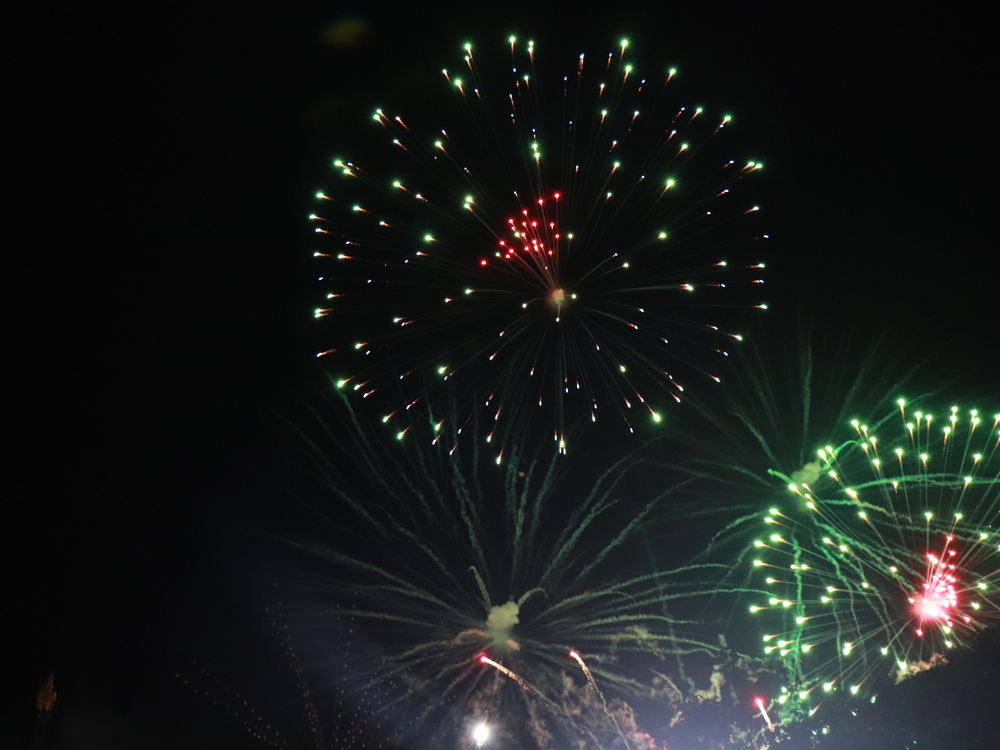 มหาวิทยาลัยนครพนมจัดแสดง “เรือไฟโชว์” ลำแรก เปิดม่านงานมหกรรมไหลเรือไฟโลก ประจำปี 2568