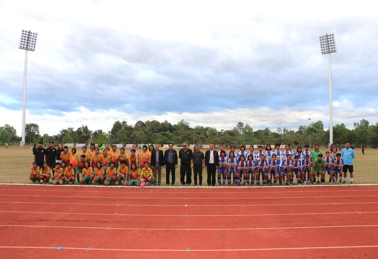 ม.นครพนม ร่วมจัดฟุตบอล 4 เส้า เยาวชนหญิง ชิงถ้วยเกียรติยศนายกรัฐมนตรี เตรียมทัพสู่ “หนองหารเกมส์” ระหว่างวันที่ 4–18 มกราคม 2569 ที่จังหวัดสกลนคร