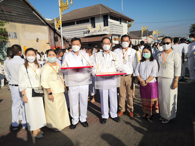 มหาวิทยาลัยนครพนมร่วมขบวนแห่อัญเชิญแผ่นพระไตรปิฎกทองคำ วัดพระธาตุพนมวรมหาวิหาร