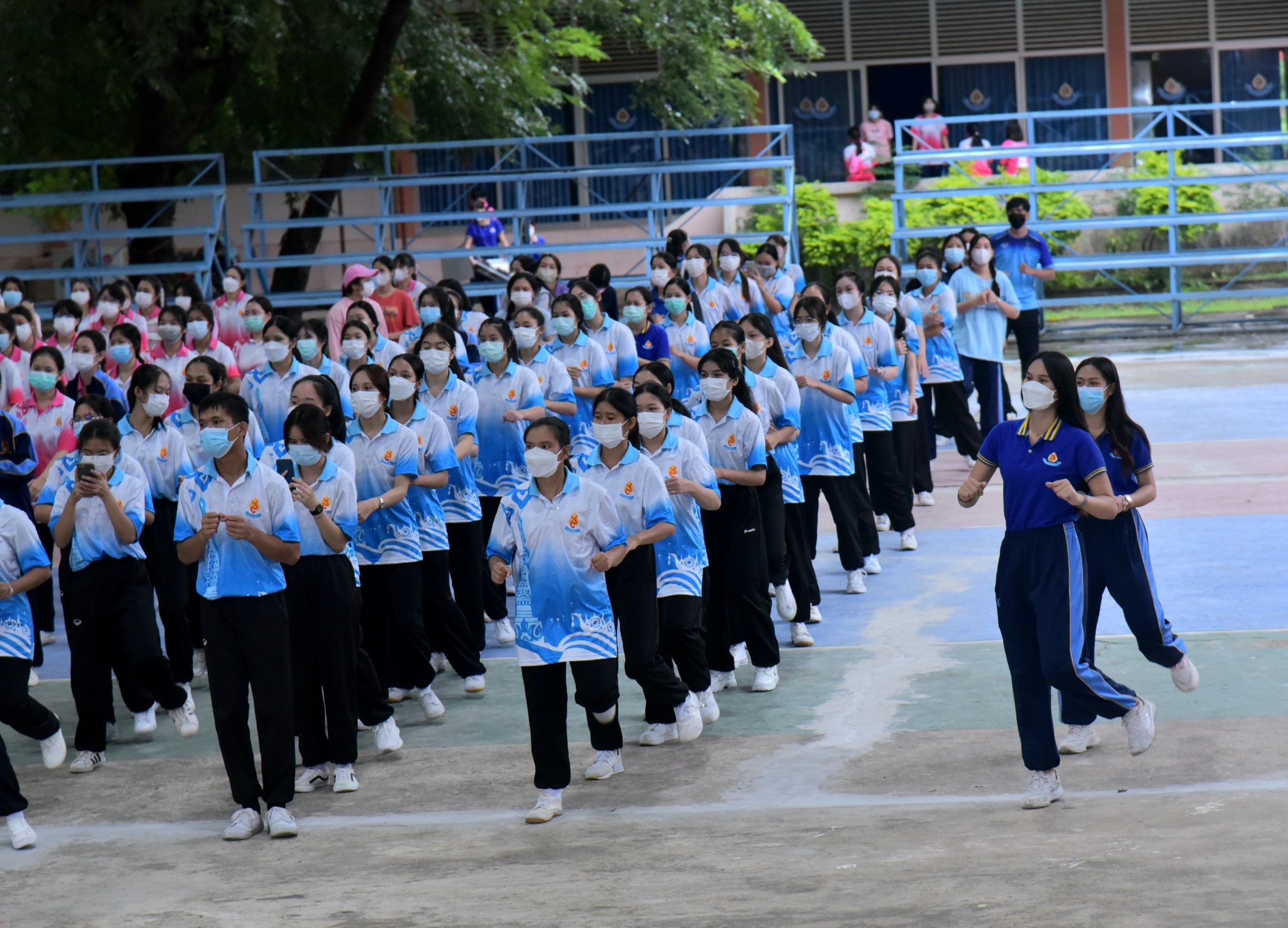 วพบ.นครพนม จัดโครงการกีฬาสี